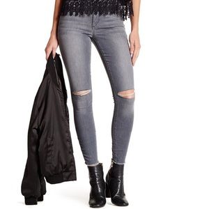 Joe’s Jeans Skinny Ankle Ripped Knee Gray Jeans